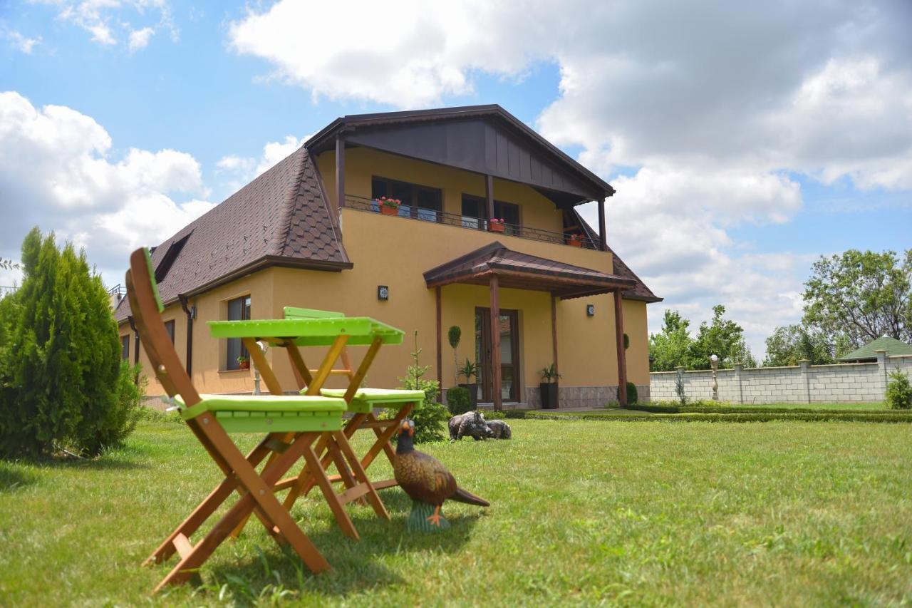 Guest House Erida Trastenik Екстер'єр фото