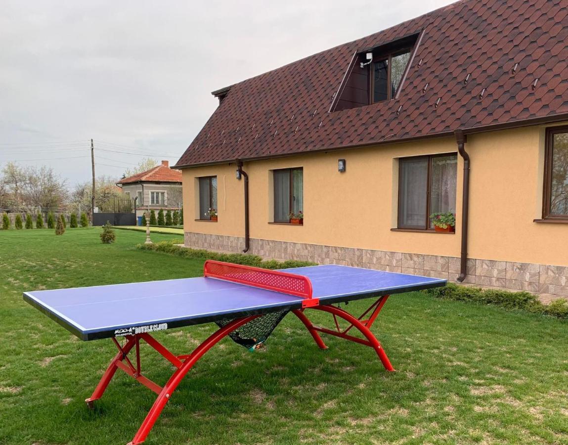 Guest House Erida Trastenik Екстер'єр фото