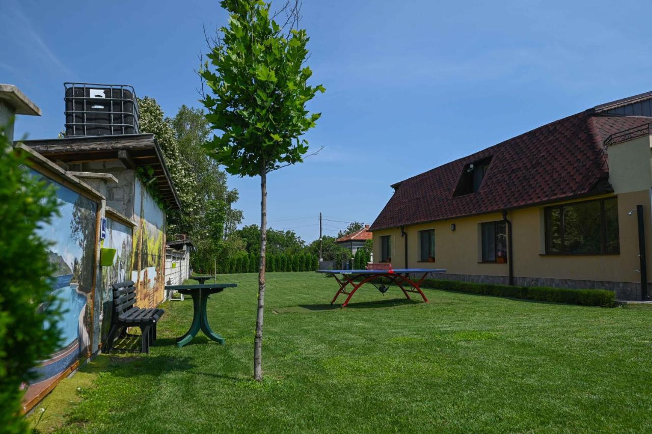 Guest House Erida Trastenik Екстер'єр фото