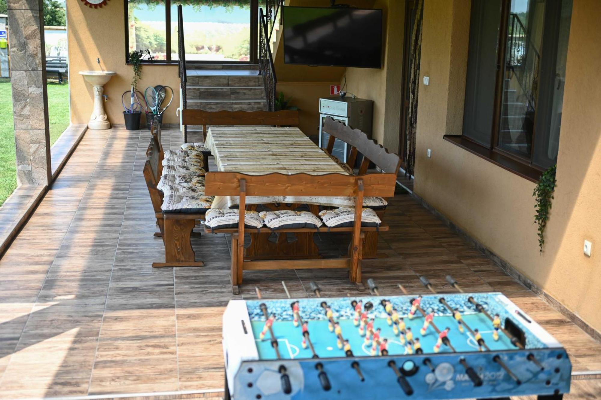 Guest House Erida Trastenik Екстер'єр фото